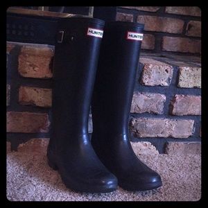 Black Hunter Boots Size 8